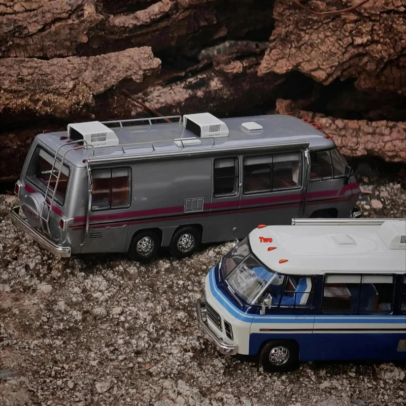 لون جديد APA XPO 1:64 GMC متنقل نموذج طويل الجسم الراتنج بواسطة MK المنمنمات 2025 معرض السيارات آسيا المحيط الهادئ هدية الكريسماس سيارات لعب