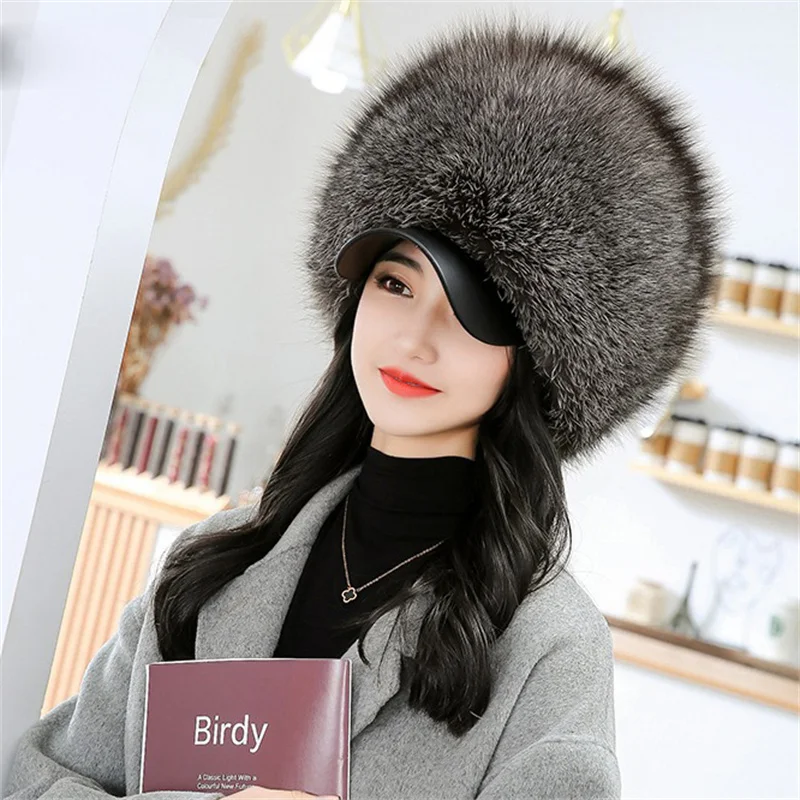 Fashion Women's Soft Warm Fur Hat Luxury Fox Fur Fluffy Duck Hat Winter Outdoor Thickening To Prevent Cold Fur Hat