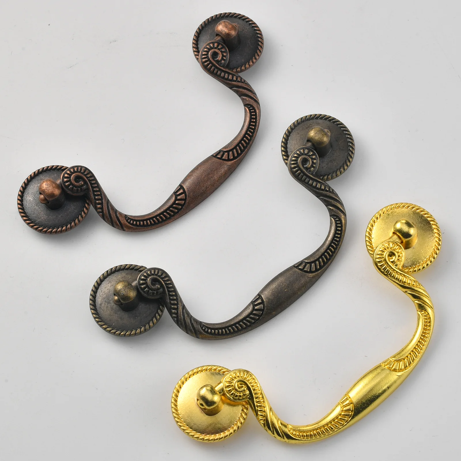 Retro European door handle, cabinet door, modern pastoral antique handle, wardrobe, strip alloy bronze hole spacing 95mm