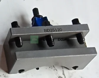 

Lathe Accessories Quick Tool Change Toothed Tool Holder Can Hold 25 Knives Square BD25120 Tool Holder Single Product