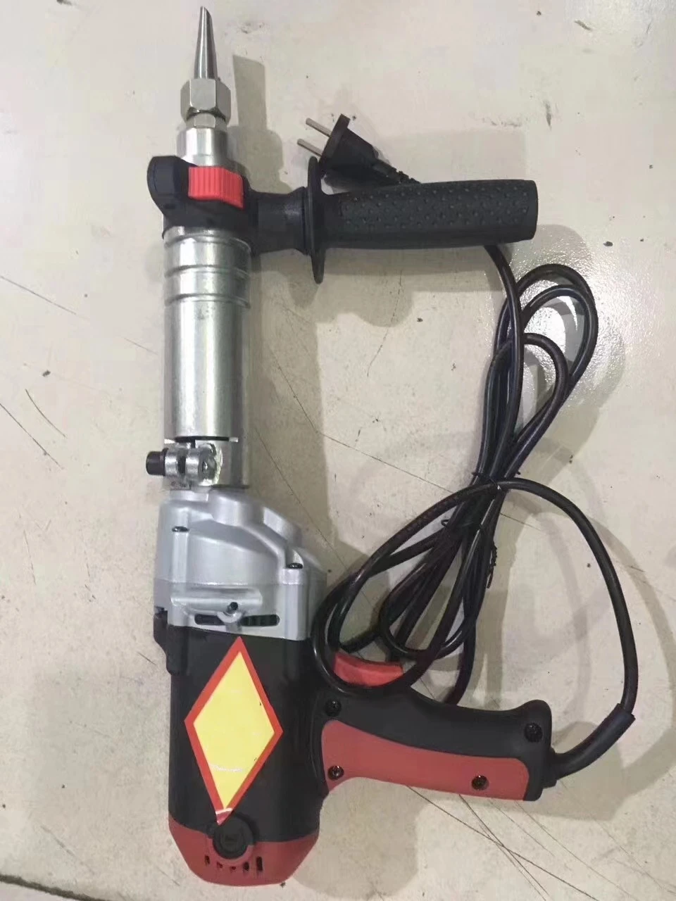 Tire Retreading Machine Rubber Extruder Gun Pneumatic Type Electric Type Tire Repair Rubber Extruder