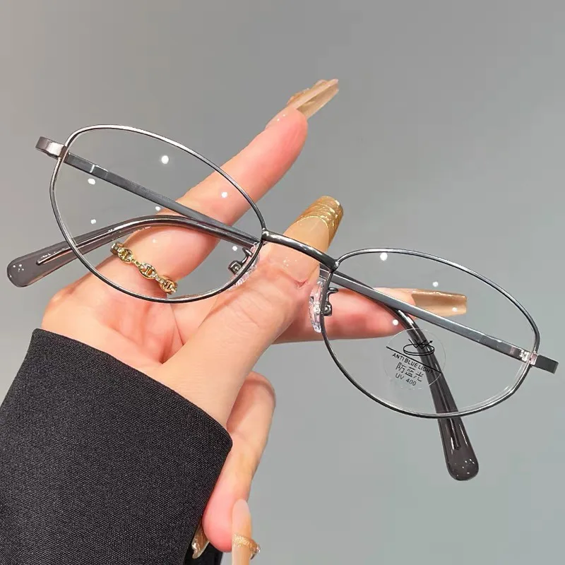 نظارات بيضاوية بإطار ذهبي معدني لكبار السن ومتوسطي العمر نظارات قراءة عصرية مضادة للضوء الأزرق 9218 #5