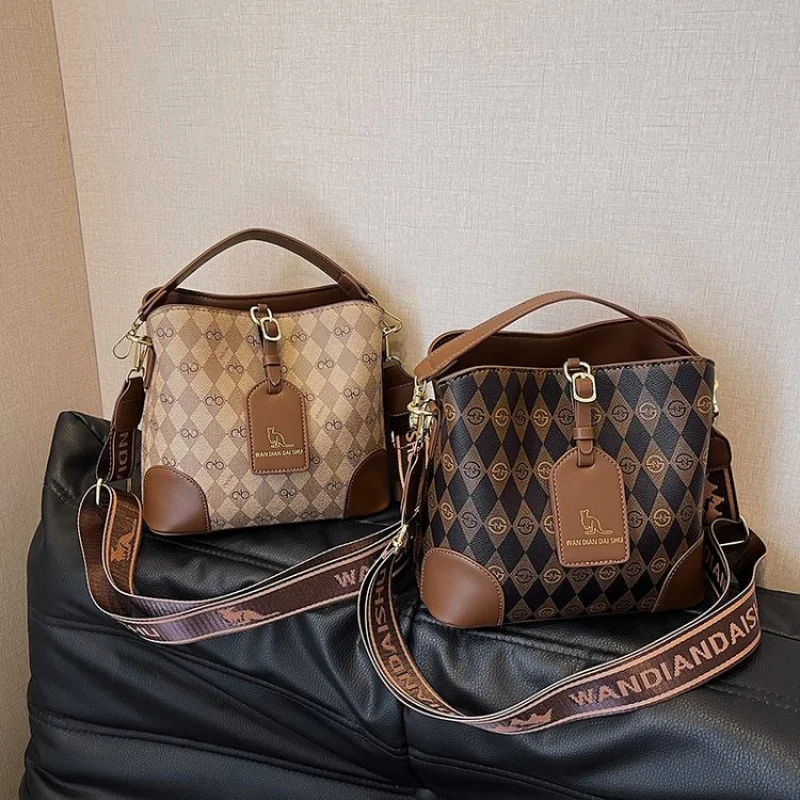 

Женская сумка из тонкой кожи высокого качества и классического парижского пригородного стиля ​