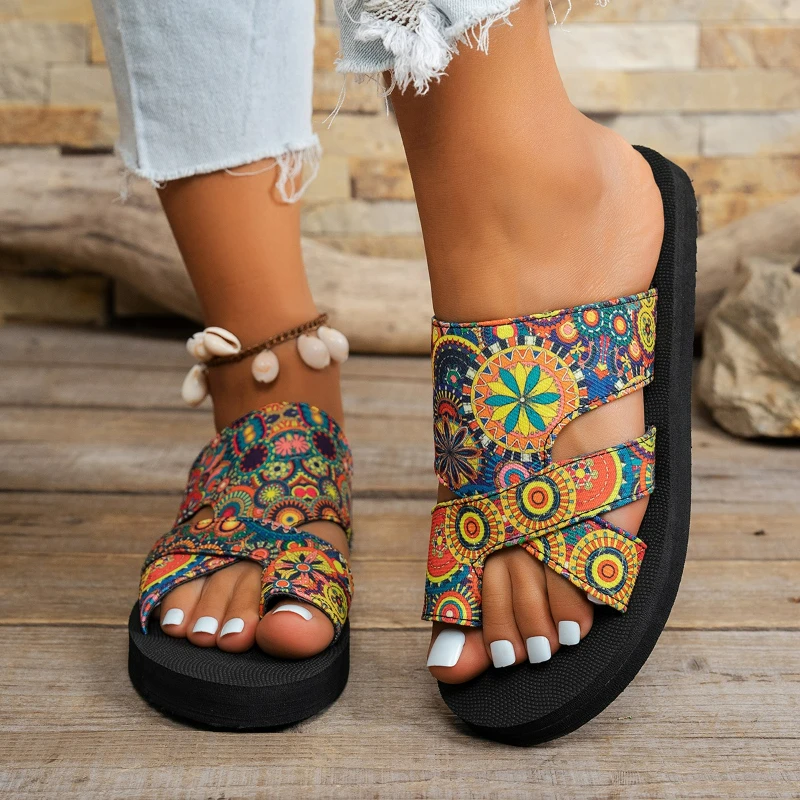

2025 Summer Women Slippers Platform Sandals Fashion Open Toe Shoes Slip on Colorful Beach Shoe Ethnic Style Lightweight Slippers