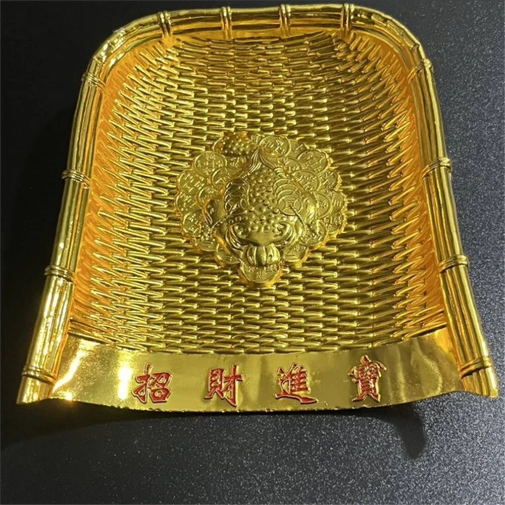 Golden dustpan attracts wealth and treasures, alloy ornaments for new homes, indoor living rooms, abundant harvests