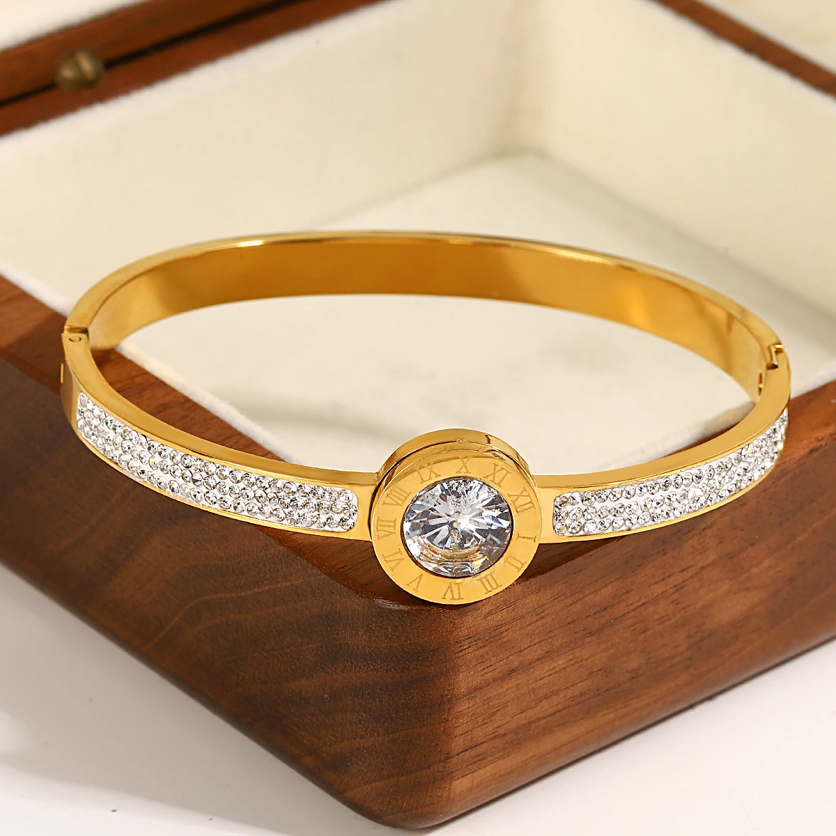 الفاخرة كامل حجر الراين الأرقام الرومانية تكويم الكفة الأساور الفولاذ المقاوم للصدأ الإسورة أساور للنساء مجوهرات مقاومة للماء #5