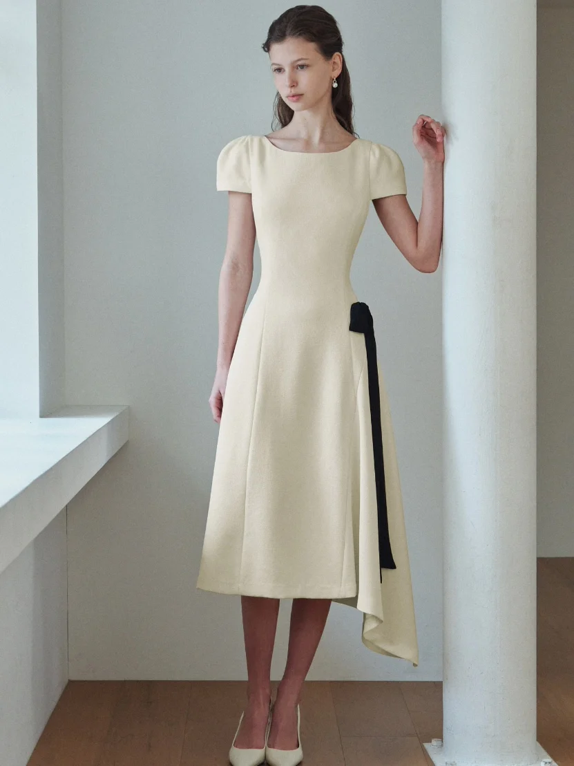 

Pastel Yellow A-Line Dress with Black Bowknot Waist Cinching Short Sleeve Square Collar Lightweight Commuter Style Party Dres...