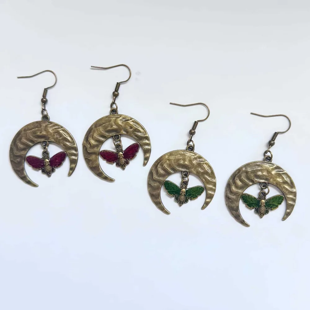 Retro Bronze Tone Crescent Moon Moth Dangle Earrings Red Green Enamel Death‑head Moth Drop Earrings Goth Pagan for Women Jewelry view 3