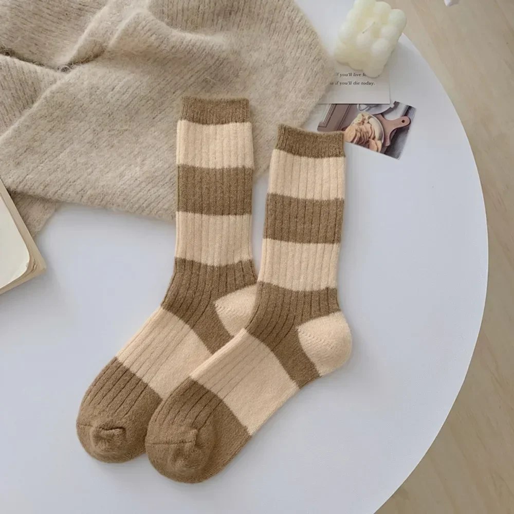 Women Korean Japanese Striped Cotton Socks Middle Tube Pile Sock Winter Thickened Insulation Wool Breathable Calcetines Mujer