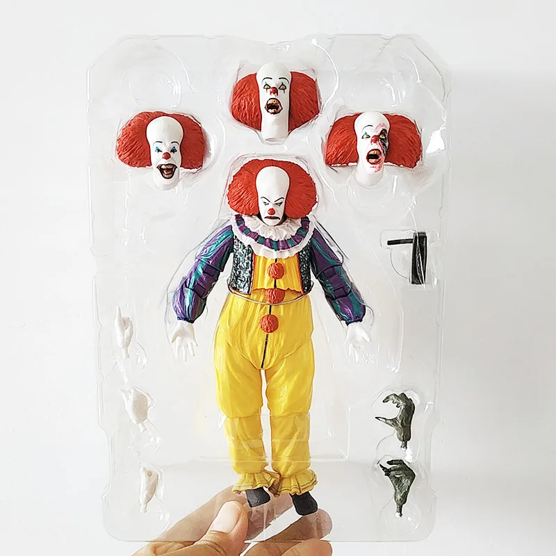 NECA Figure 40th Anniversary Ultimate Leatherface Classic Terror Pennywise 1990 Joker Action Figure Model Birthday Gift