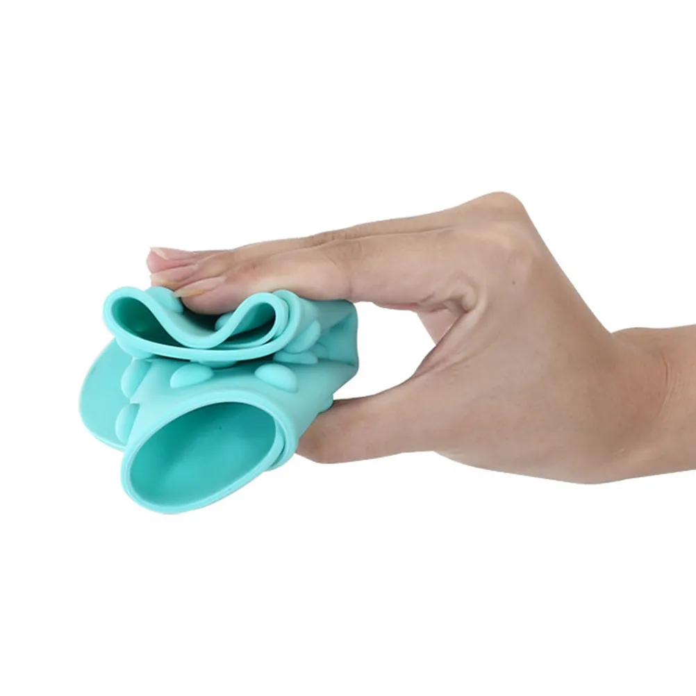 

2Pcs Silicone Iron Insulation Pad Thickened Non-Slip Heat Resistant Mat Hanging Hole Storage Iron Hot Protection Rest Mat