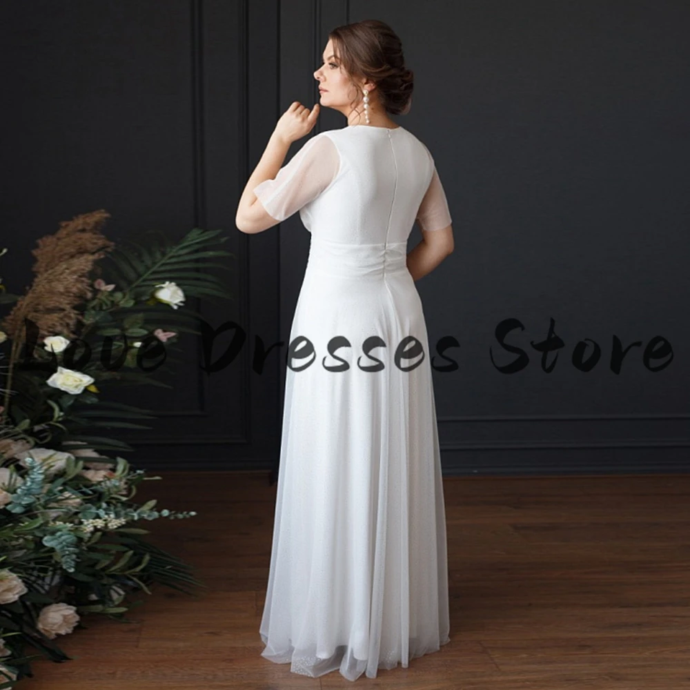 Weilinsha Plus Size Short Sleeve A-Line Wedding Dress Ladies Elegant V-Neck Pleat Corset Floor Length Zipper Back Bridal Gown