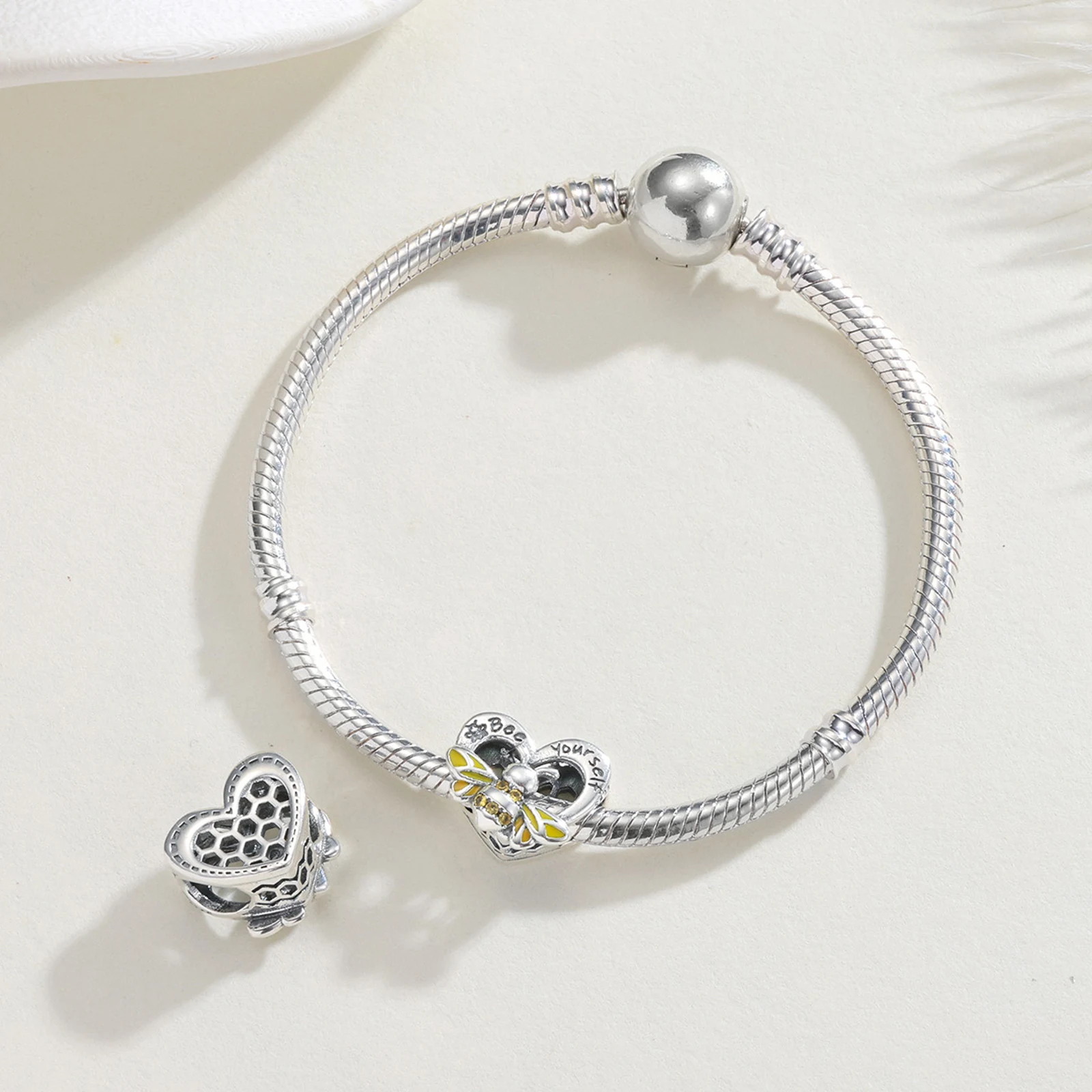 New Hot Sale Charms Bead 925 Sterling Silver Bee Yourself Bee Heart-shaped Charm Fit Bangle Bracelet Necklace DIY Jewelry view 3
