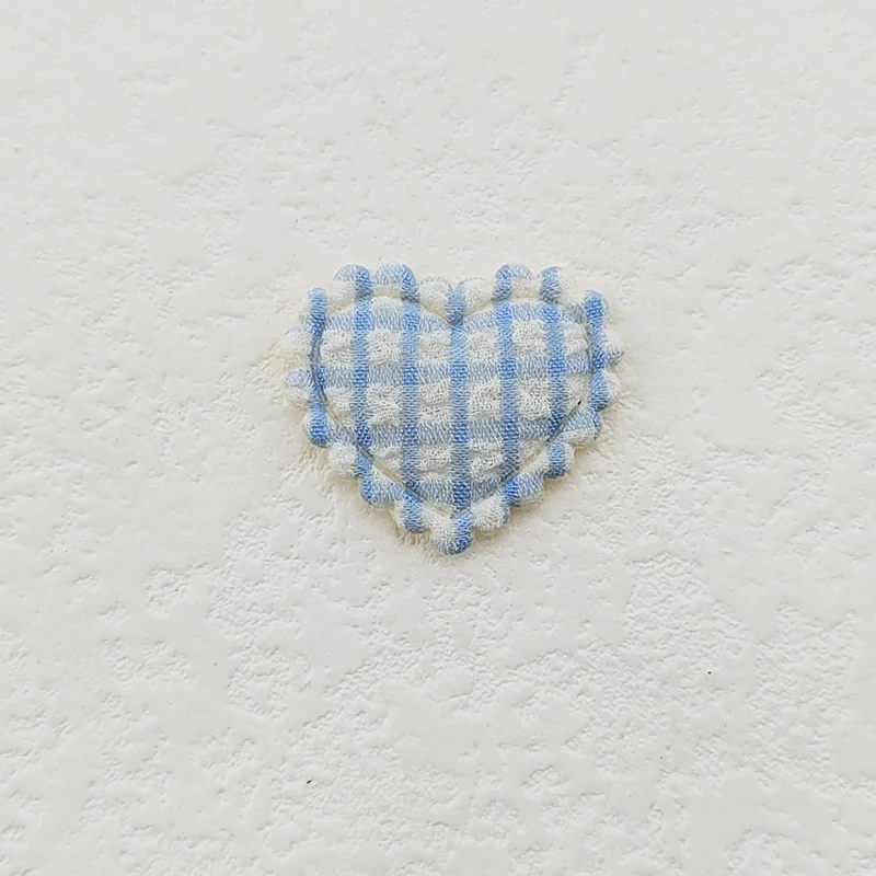 100 Stück 2,5x2,1CM Mini-Gitter-Herz-Applikationen zum Aufnähen auf Kleidung, Hüten, DIY-Kopfbedeckungen, Haarspangen, Dekorationszubehör – Detail 7