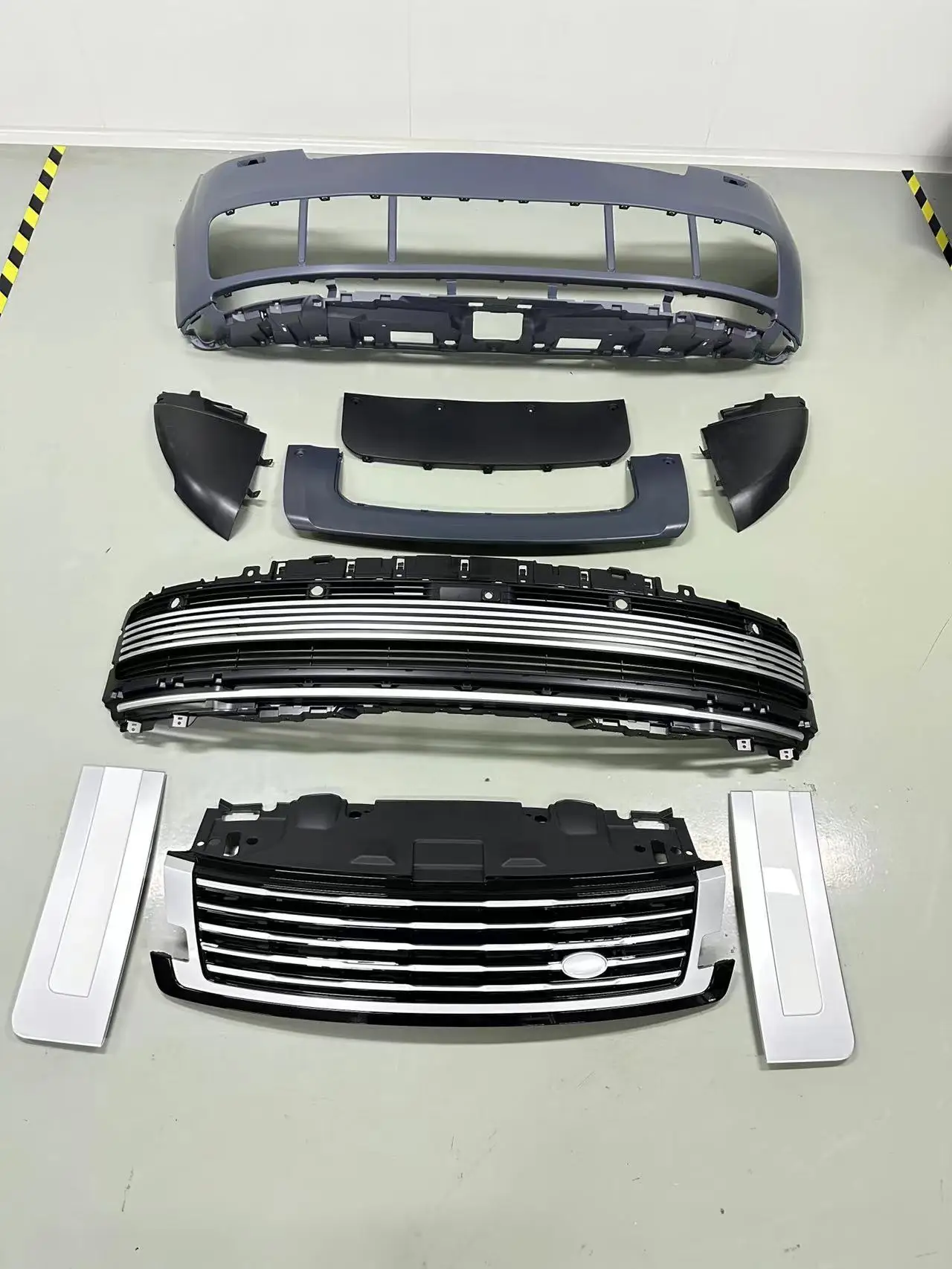 car accessories Facelift conversion Body Kit For land rover Range Rover Vogue RRV 2023 Upgrade to SV look style