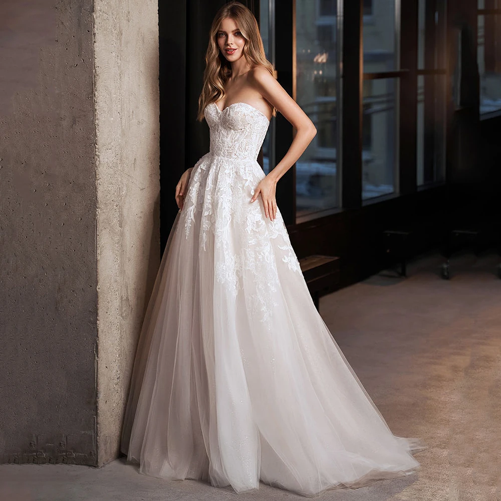 

Welove Bride Tulle A-Line Wedding Dresses Sweetheart Strapless Applique Lace Up Open Back Bridal Sweep Train Customized Gowns