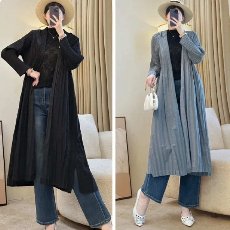 

Miyake плиссированный черный длинный плащ женский осенне-зимний минималистичный ветровка женская одежда корейская французская куртка с капюшоном на молнии