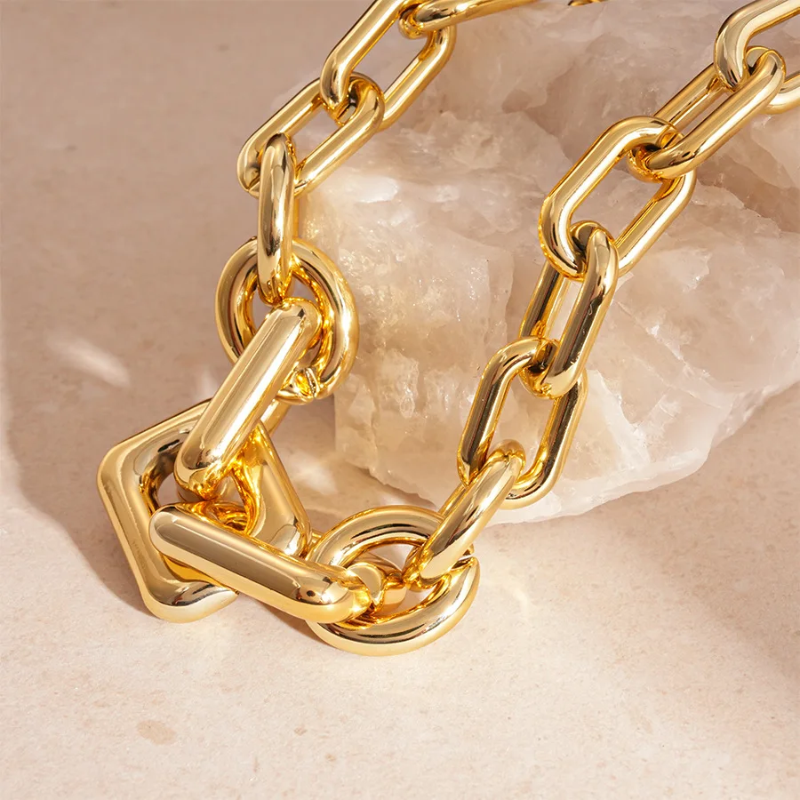 New splicing chain necklace light luxury niche exaggerated personality collarbone chain simple item decoration