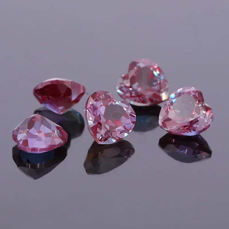 Batu Alexandrite Tumbuh Lab Premium |   Permata Perubahan Warna Bersertifikat AGL |   Potongan Berganda Ramah Lingkungan Kualitas Tinggi