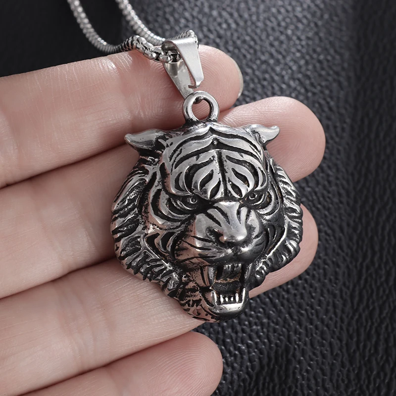 Domineering Zodiac Tiger Head Pendant Necklace Men\'s Hip Hop Punk Style Trendy Accessories Stainless Steel Jewelry Gift