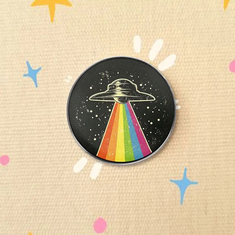 Vintage UFO Rainbow Beam UV Printing Badge Retro Alien Spaceship Starry Sky Pin Cosmic Art Metal Brooch Lapel Gift For Friends