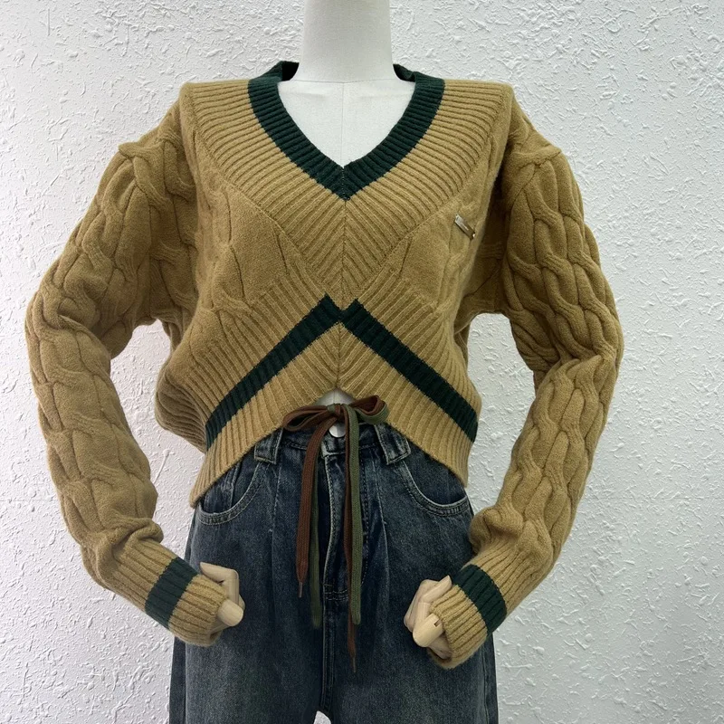 

2023 New Design Knitting Sweater Autumn Winter Women's V-neck Long Sleeve Cropped Tops Y2K Preppy Style Slim Pullovers
