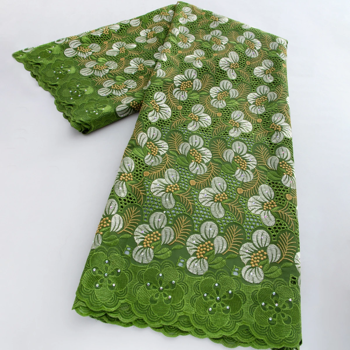 Tealgrüner afrikanischer Baumwollspitzenstoff mit weißer Blumenstickerei, 5 Yards Schweizer Voile-Spitze und Strass für Hochzeitskleider