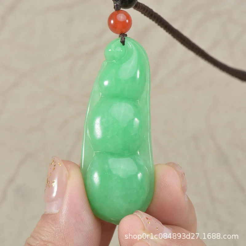 Myanmar Sun Sauteed Green Beans Men's and Women's Bean-Shaped Fu Dou Jade Pendant Hanging Ornament Dr