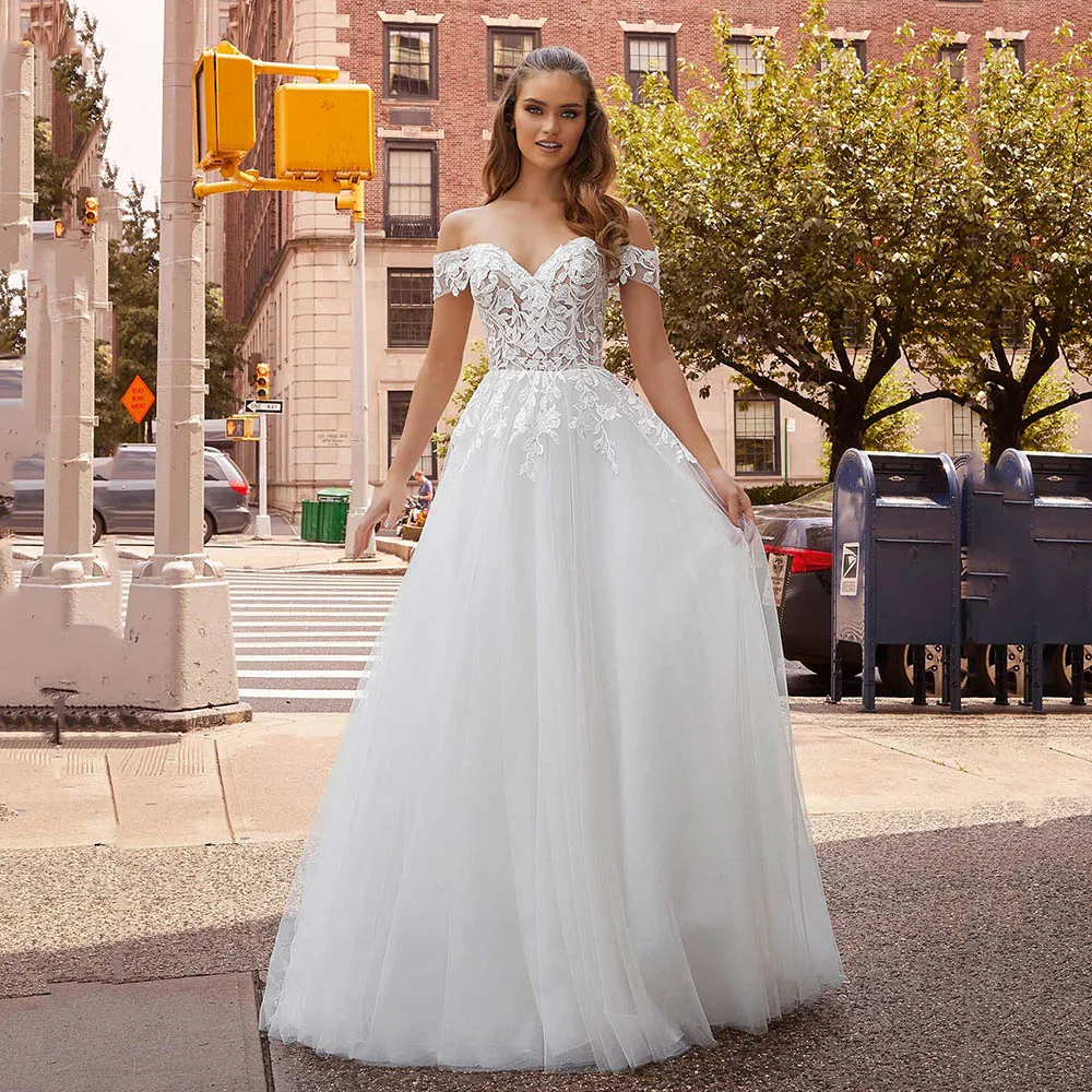 

Boho A-Line Wedding Dresses Glitter Tulle Short Sleeve Lace Appliques V Neck Backless Princess Bridal Dresses Customized