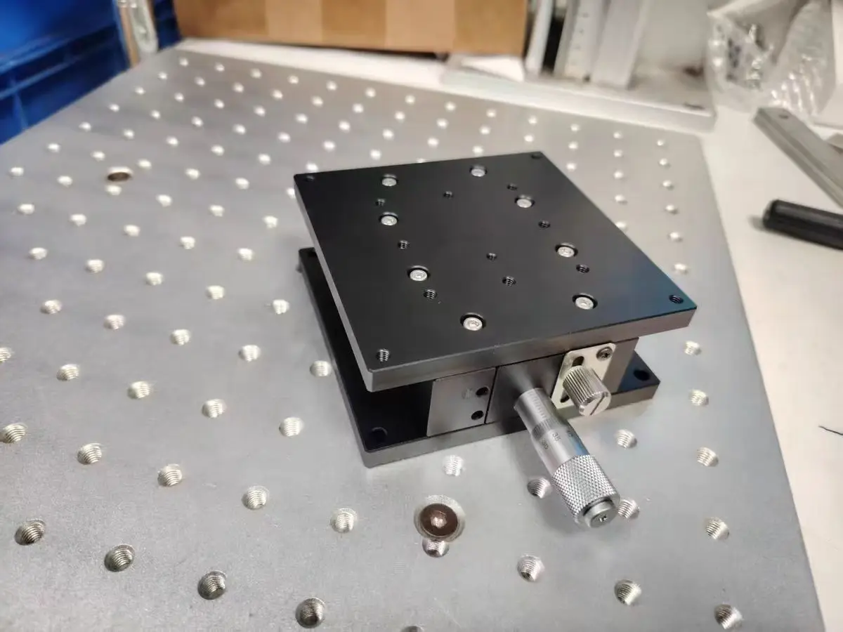 

Z-axis manual lifting table optical precision displacement fine adjustment slide table lifting platform LZ40/60/90/80/125-2