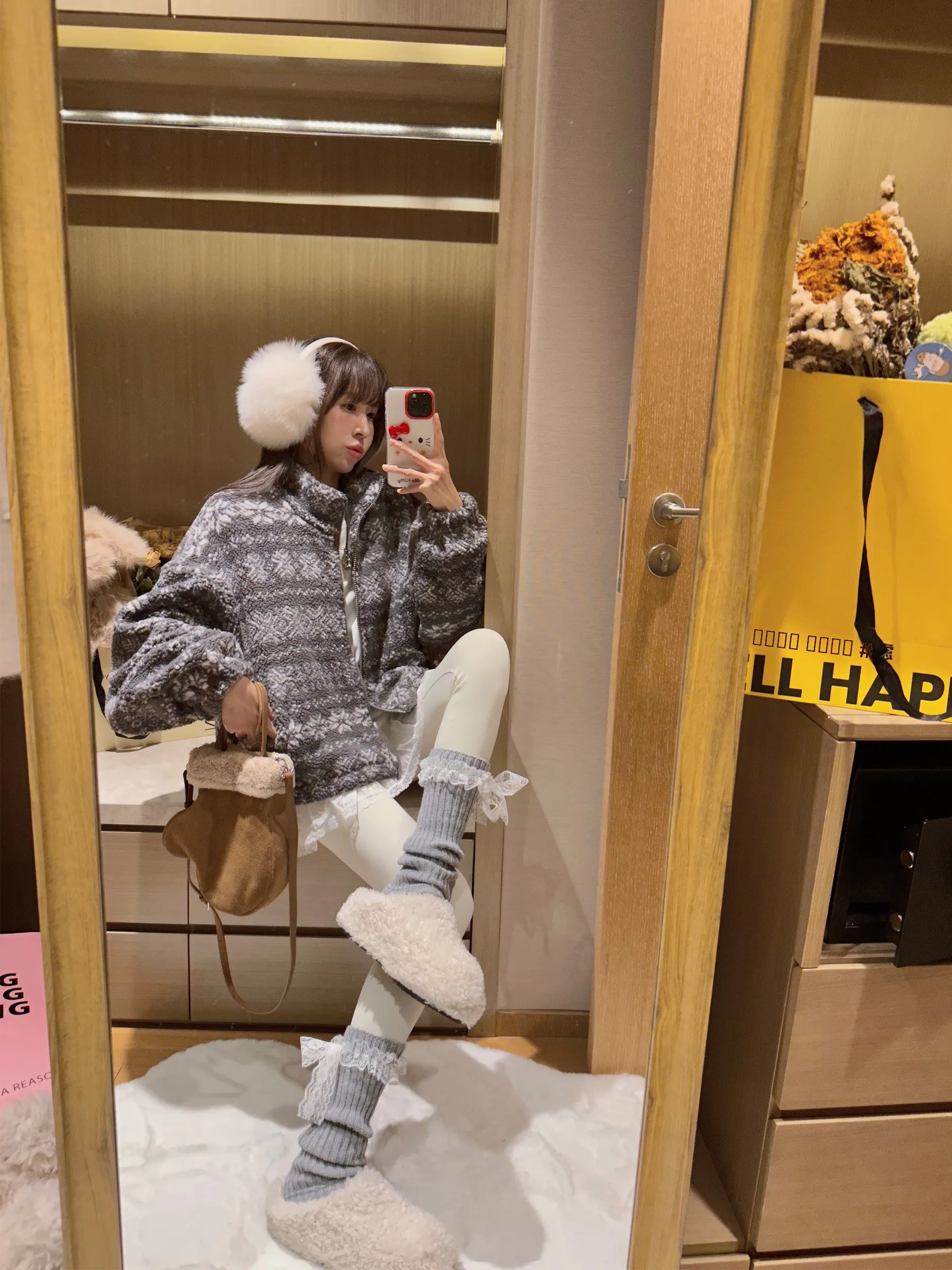 

Unique Fce Lined ort Thiened Lamb Fur Jaet for Women Korean Sle Stand Version Winter Outerwear Long Sve Zipper