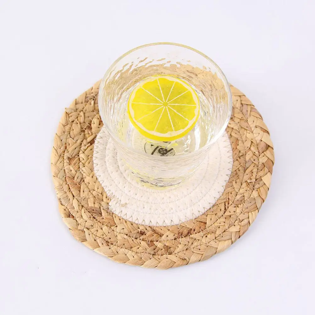 2Pcs Tassel Round Placemat Woven Straw Heat Resistant Table Mat Anti Scald Coaster for Drinks Bowl Cup Desktop Decorative Place view 3