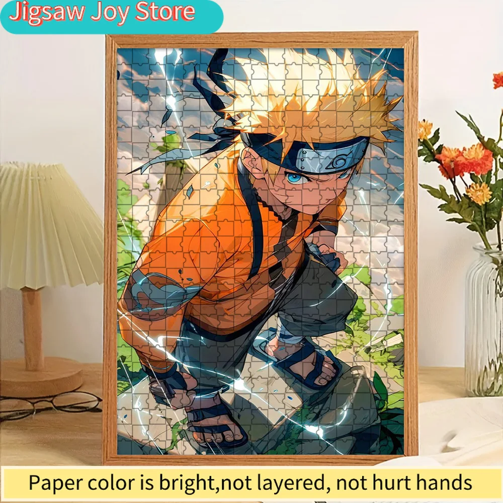 

Динамичная бумажная головоломка с Наруто Узумаки, аниме-персонаж с энергетической аурой молнии в сцене на открытом воздухе, бумажный пазл, Cre