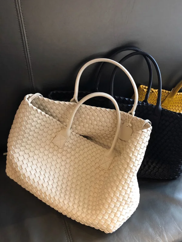 Spring Summer 2025 Handwoven Large Capaci Tote Bag Commuter Bag  Design Handbag Single Shoulder Bag for Casual Use