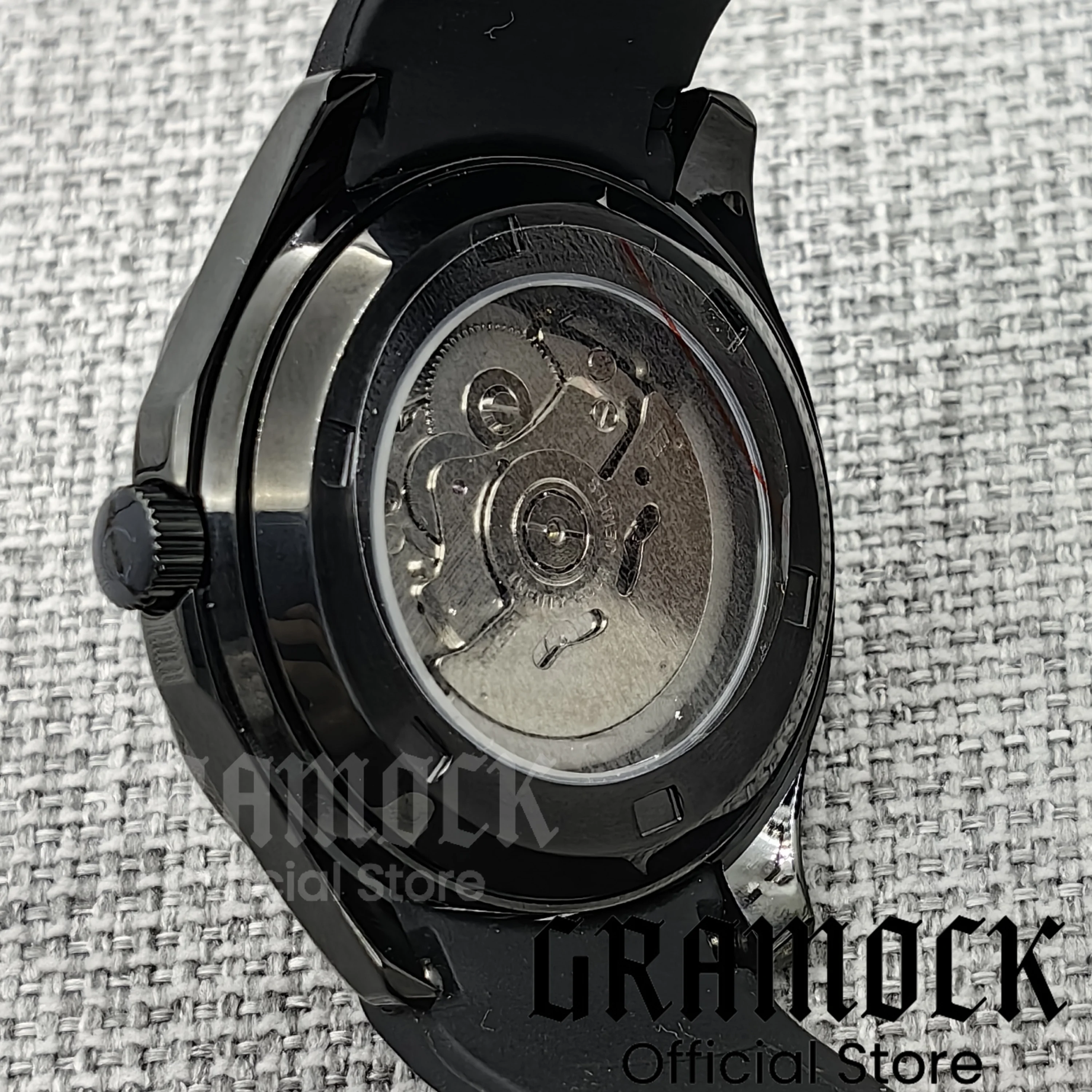 Gramock 40mm cuadrado reloj de acero inoxidable estilo rejilla cristal de zafiro NH35 movimiento automático correa de goma verde Lume