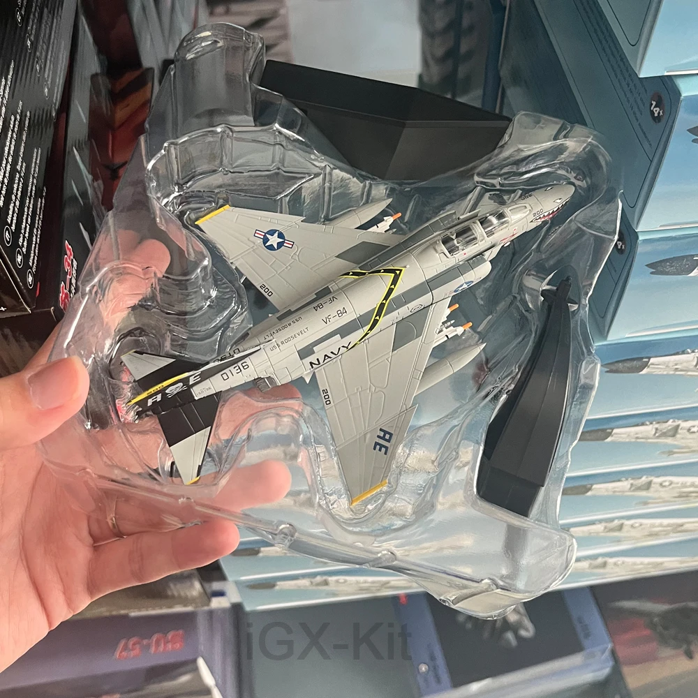1:100 Scale US F4C F-4 Phantom Ⅱ VF-84 Fighter Metal Airplane Plane Aircraft Model Collection Gift Ornament