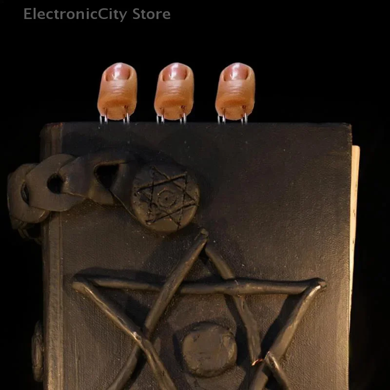 3Pcs 3D Resin Realistic Finger Bookmarks Decoration Simulation Finger Paper Clips Horror Halloween Gift Paperclip Bookmarks