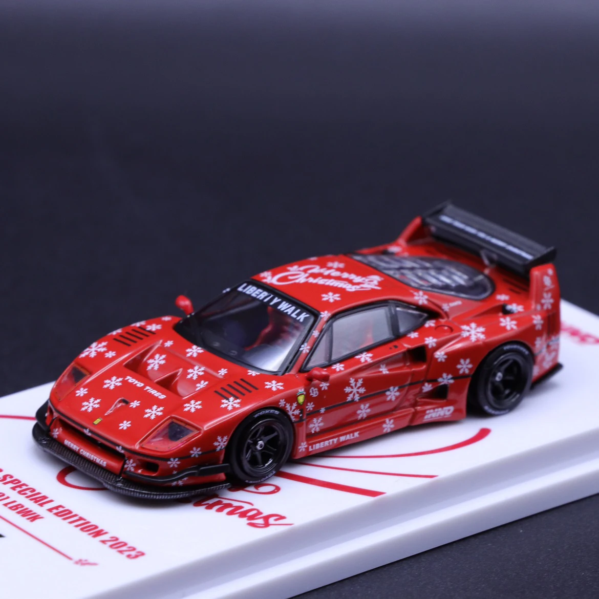 INNO 1/64 F40 X'MAS 2023 Specia Edition Christmas livery alloy car model collection display gift