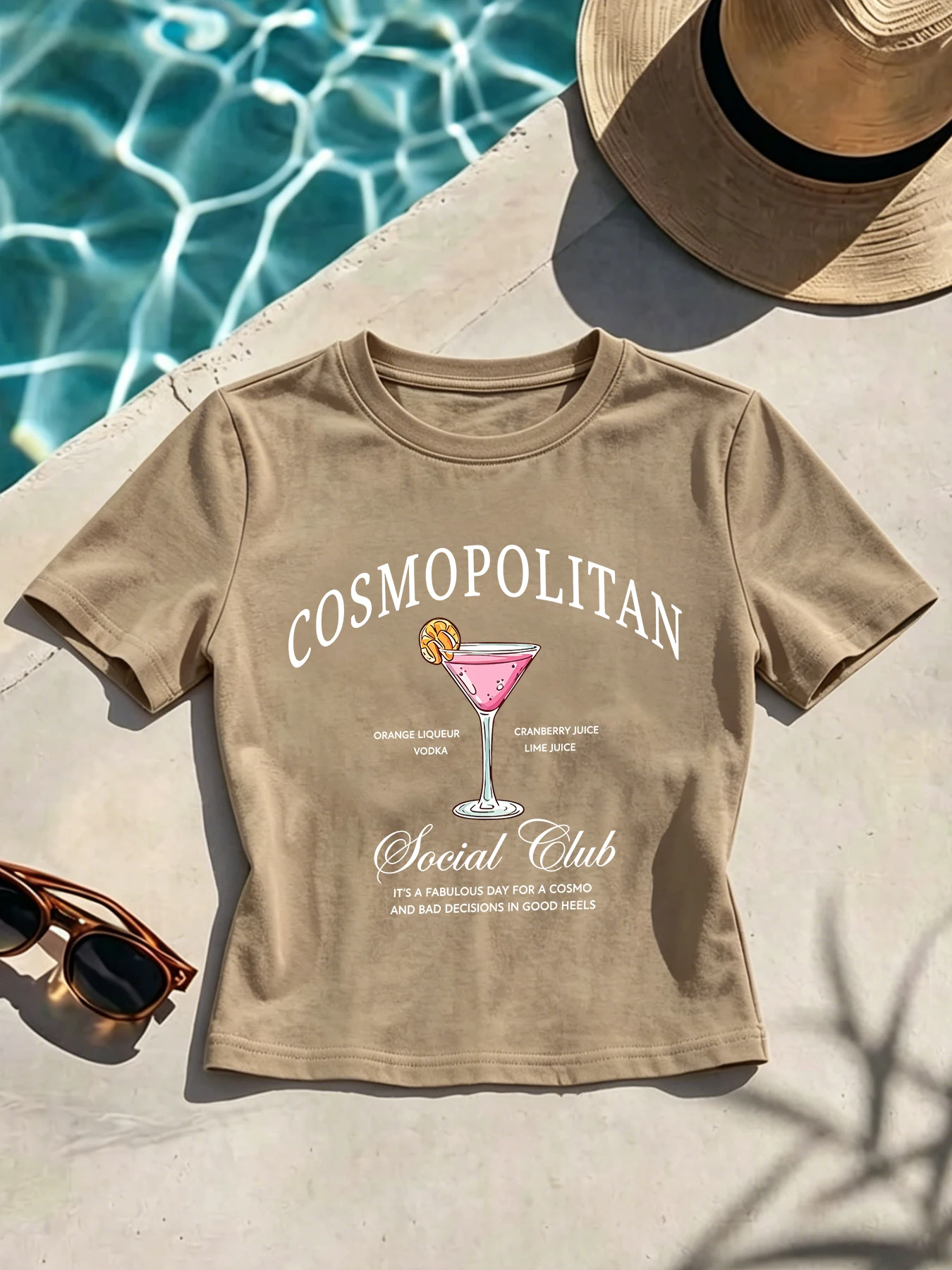 Camisetas Slim com Estampa Cosmopolitan Orange Liquor Vodka para Mulheres, Roupas Respiráveis de Verão, Camiseta Crop O-Neck Moderna, Roupas Esportivas Slim