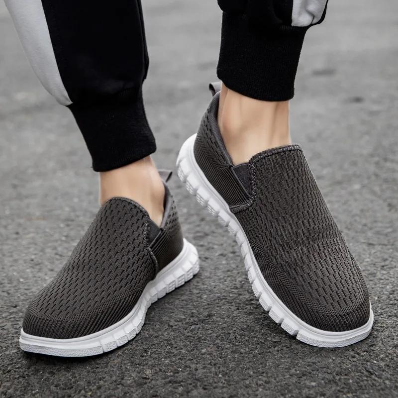 Men Casual Canvas Shoes Mens Loafers Breathable Slip on Flats Male Vulcanized Shoes Driving Shoes Plus Size 46 Walking Shoe