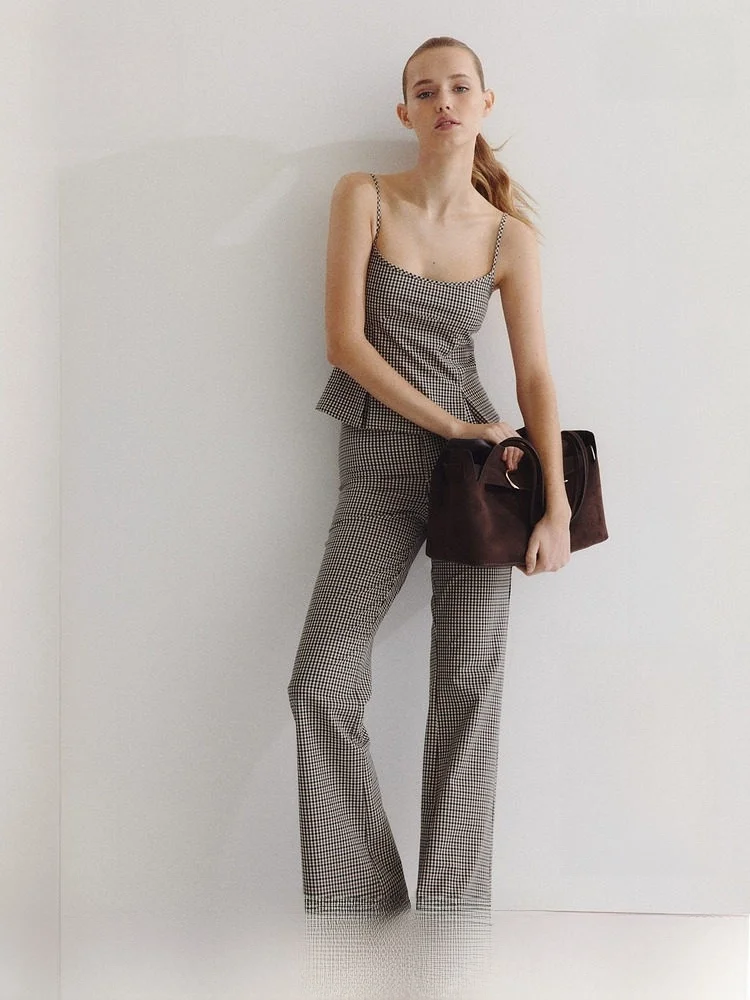 

Женские повседневные расклешенные брюки H&M с высокой талией из комфортной ткани, коллекция Осень 2025, молодежная модель