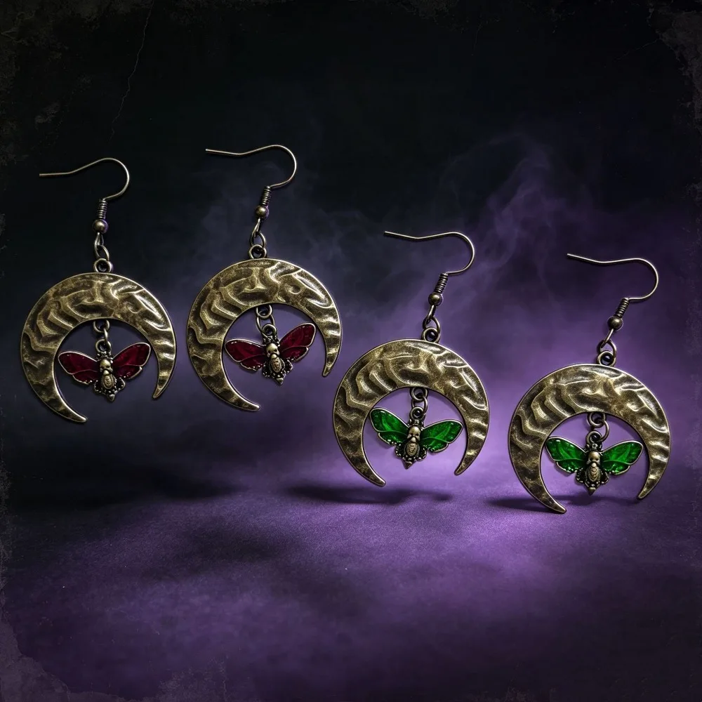Retro Bronze Tone Crescent Moon Moth Dangle Earrings Red Green Enamel Death‑head Moth Drop Earrings Goth Pagan for Women Jewelry