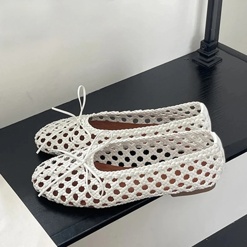 

Handmade Weave Mesh Flat Heels Women Loafers Fashion Butterfly Knot Round Toe Casual Ladies Shoes Outdoor Dress Sandals