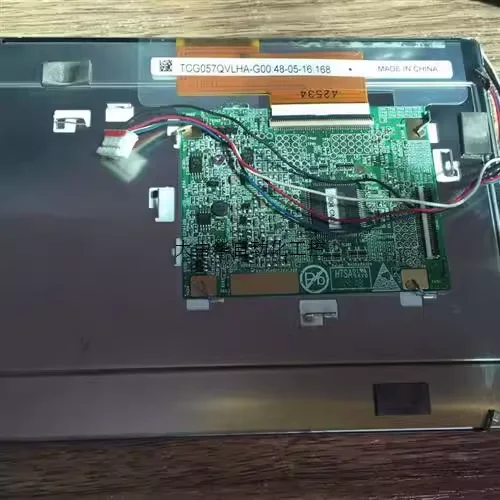 Телефон с диагональю 5,7 дюйма