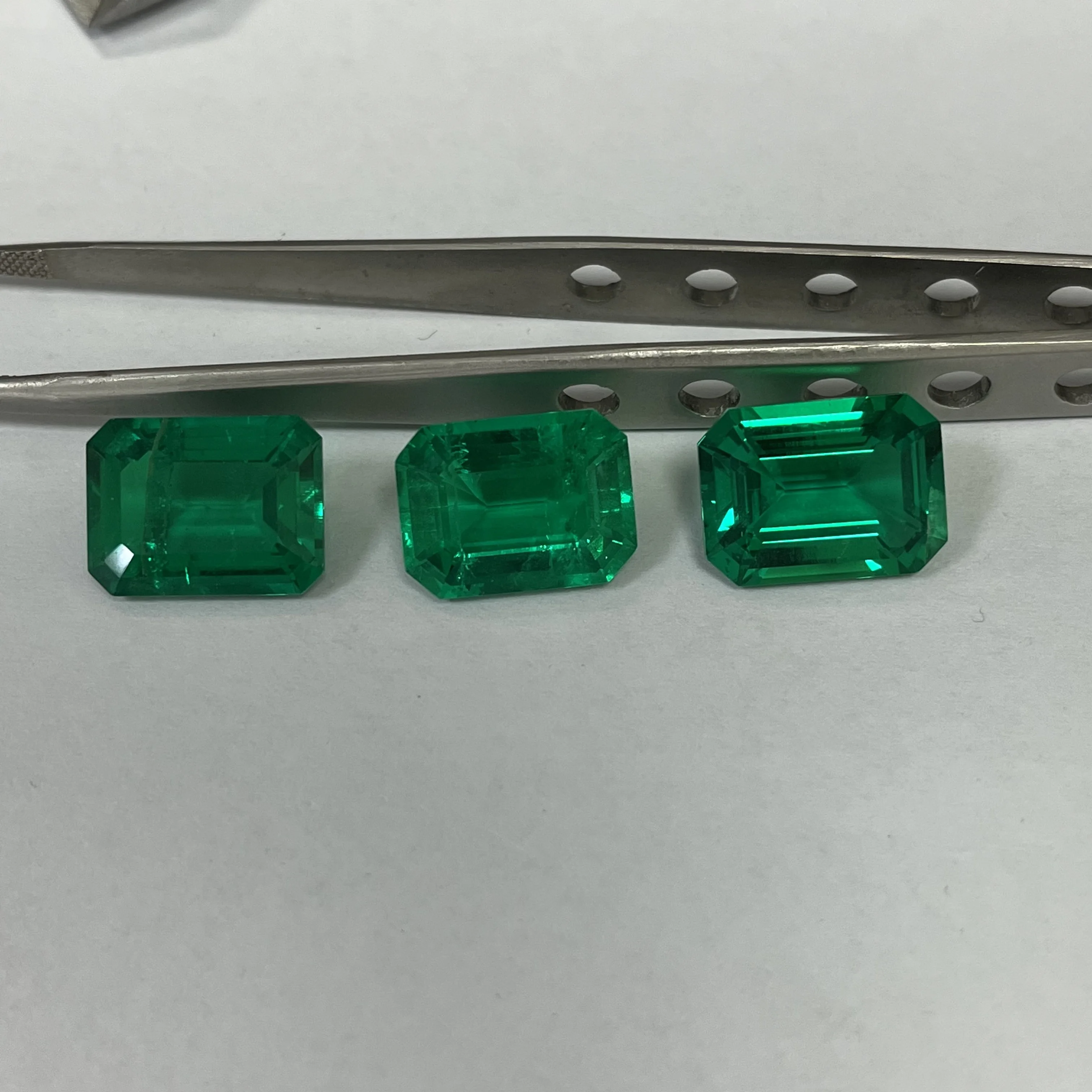 Lab Grown 12x16mm Emeralds Cut Colombia Emerald Stone Applicable To Jewelry And Accessories