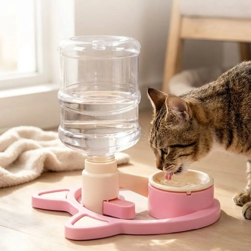 Anti-Wet Mouth Gravity Cat Water Dispenser Prevent Black Chin Gravity Refill Cat Auto Water Bowl Non-Slip Suction Cup Base