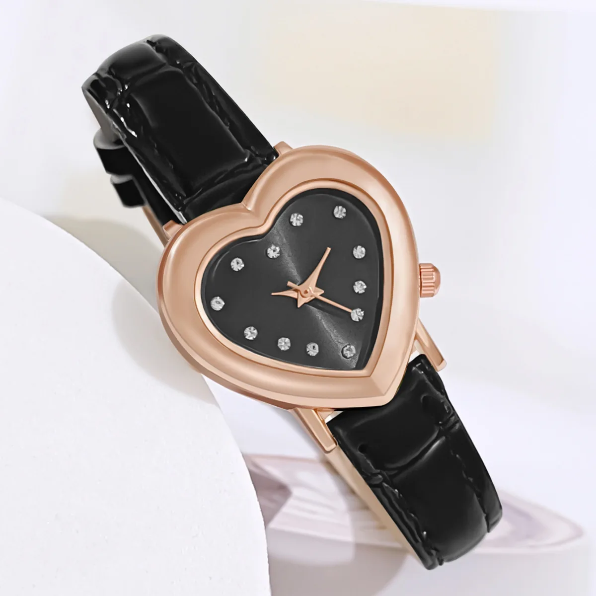 Reloj de cuarzo con esfera de corazón para Mujer, pulsera de lujo con correa de cuero, versátil, gran oferta, envío directo