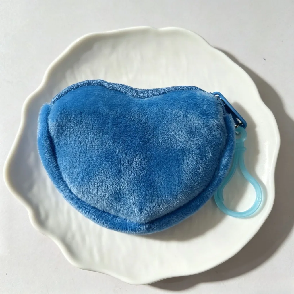 Heart-Shaped Coin Purse Plush Portable Coin Purse Storage Pouch Soft Plush Coin Purse For Daily Outings Bag Pendant Wireless