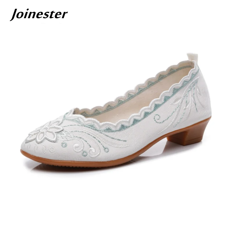 

Women's round Toe Embroidered Vintage Pumps Low Heel Slip-On Retro Dress Shoes with Breathable Linen Insole for Summer Spring