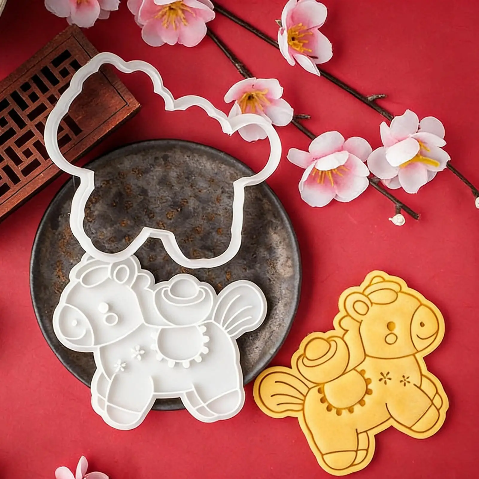 Holiday Horse-shaped cookie cutter 2026 Horse Year Cookie Baking Molds Easy Release Baking Supplies for Dough Pastry Pie